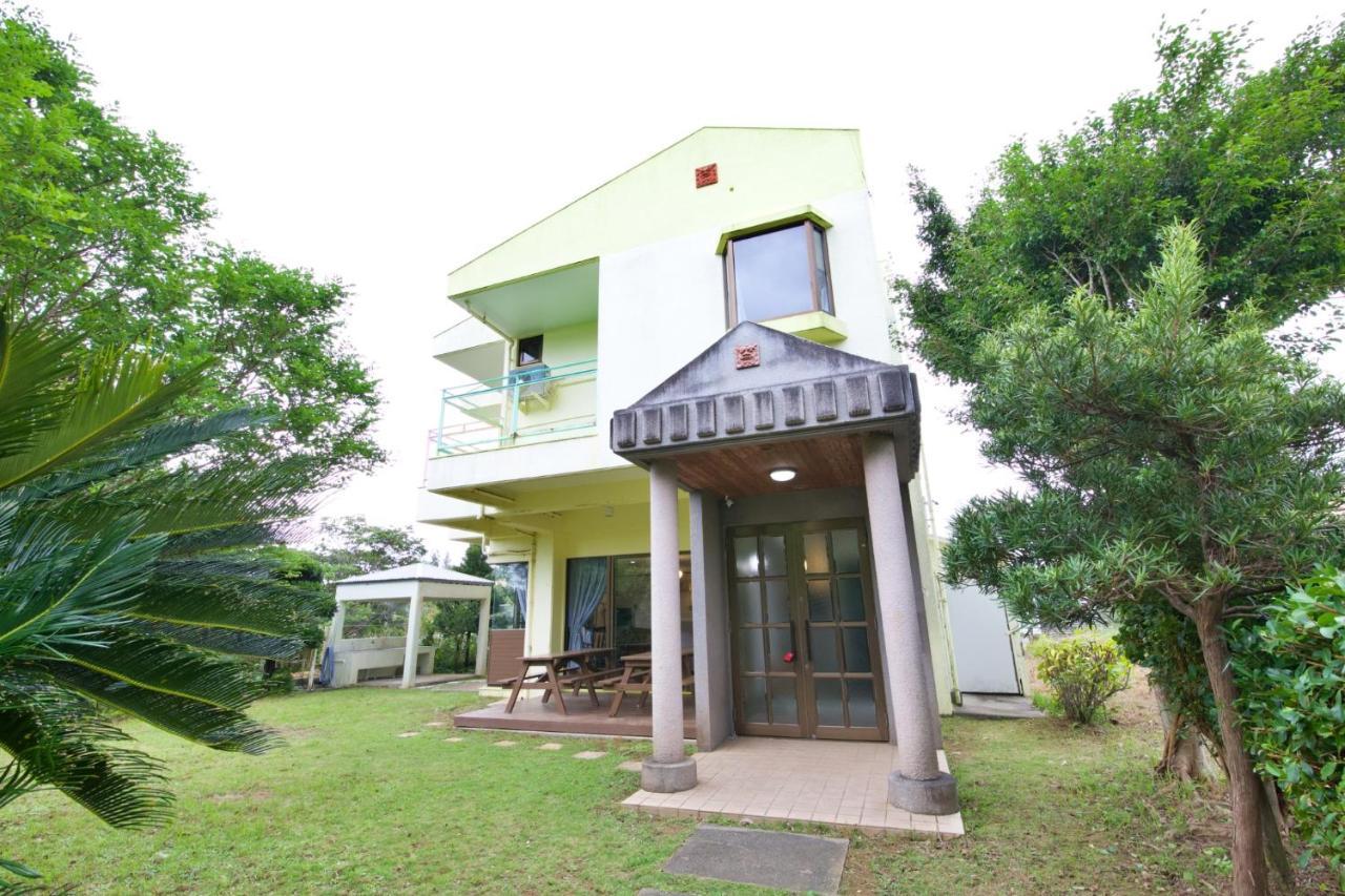 ルルガーデン恩納村 Apartment Onna